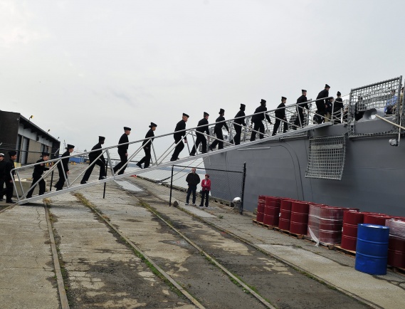 081114-N-5758H-104
CLEVELAND (Nov. 14, 2008) Members of the Cleveland High School Navy Junior Reserve Officers Training Corps cross the brow to start their tour aboard the littoral combat ship USS Freedom (LCS 1). Freedom is the first of two littoral combat ships designed to operate in shallow water environments to counter threats in coastal regions and will make other port calls as the ship continues to Naval Amphibious Bass Little Creek, Va. (U.S. Navy photo by Mass Communication 3rd Class Specialist Kenneth R. Hendrix/Released)